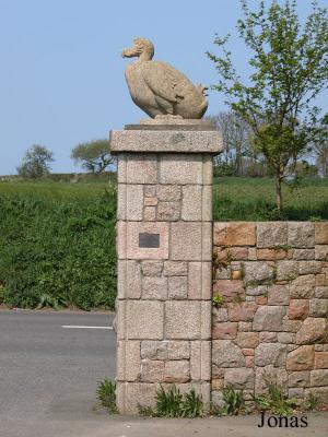 Statue d'un dodo à l'entrée du Zoo de Jersey