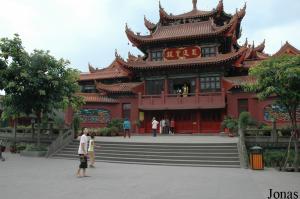 Temple Zhaojue, voisin du Zoo de Chengdu