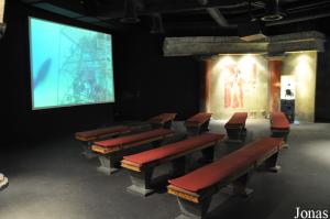 Salle cinématographique sur le thème d'Atlantis